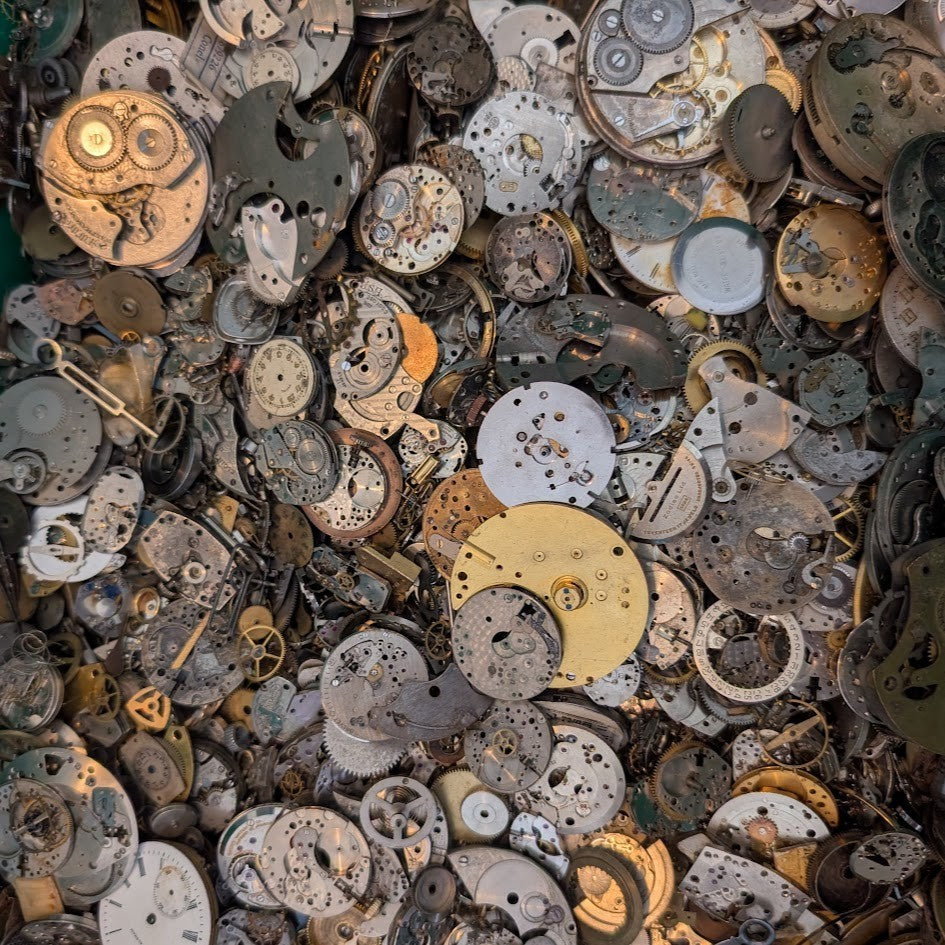 1 lb Watch Parts Lot Movements Plates Gears Dials Mixed Vintage Steampunk Craft4