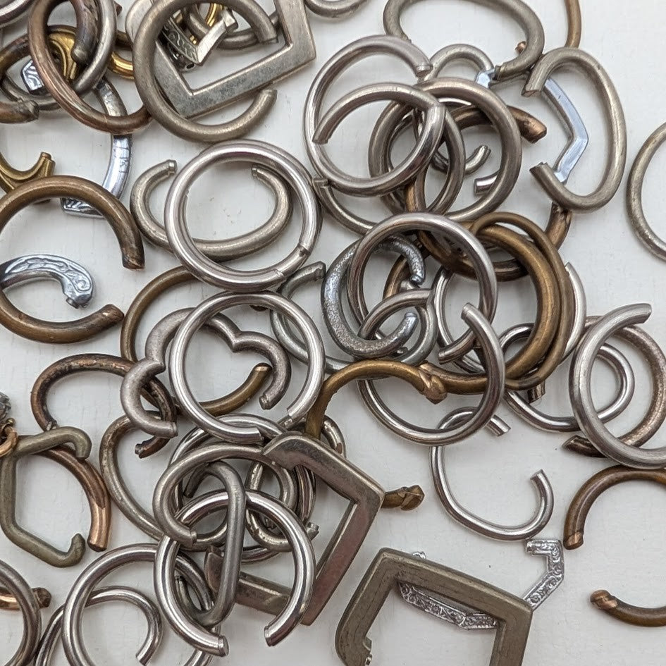 Lot 5 Vintage Pocket Watch Bow Parts Mixed Sizes Tones Repair Steampunk3