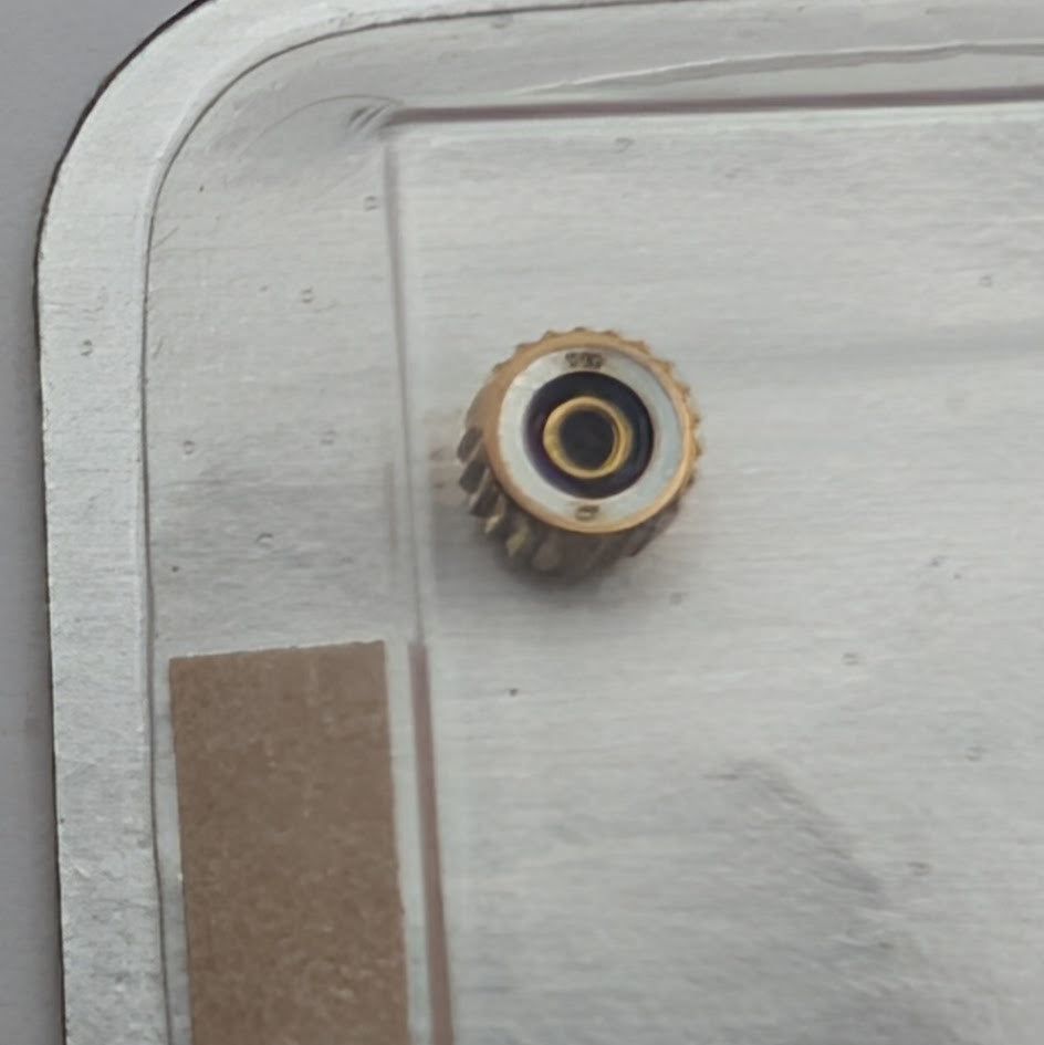 Omega Crown 069SX42082 Gold Plated Tap 0.9mm Tube 1.6mm Dia 3.0mm4