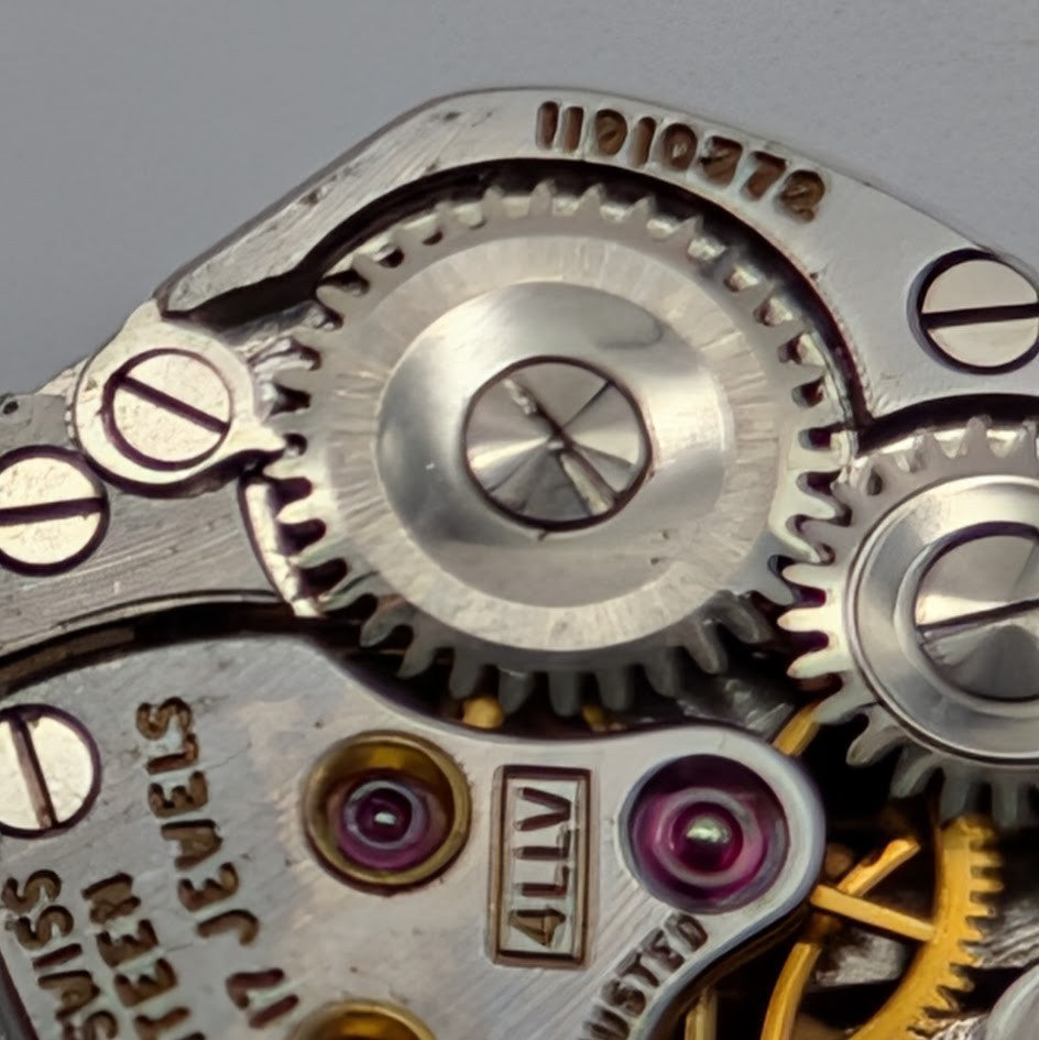 1962 Longines 4LLV 17J Ladies Watch Movement w/ Blue Dial Hands Crown  Running5