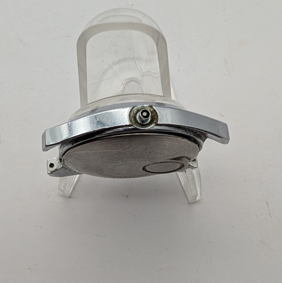 Timex Electronic Day-Date 38mm Watch Head Silver Dial – Missing Crown, Parts4