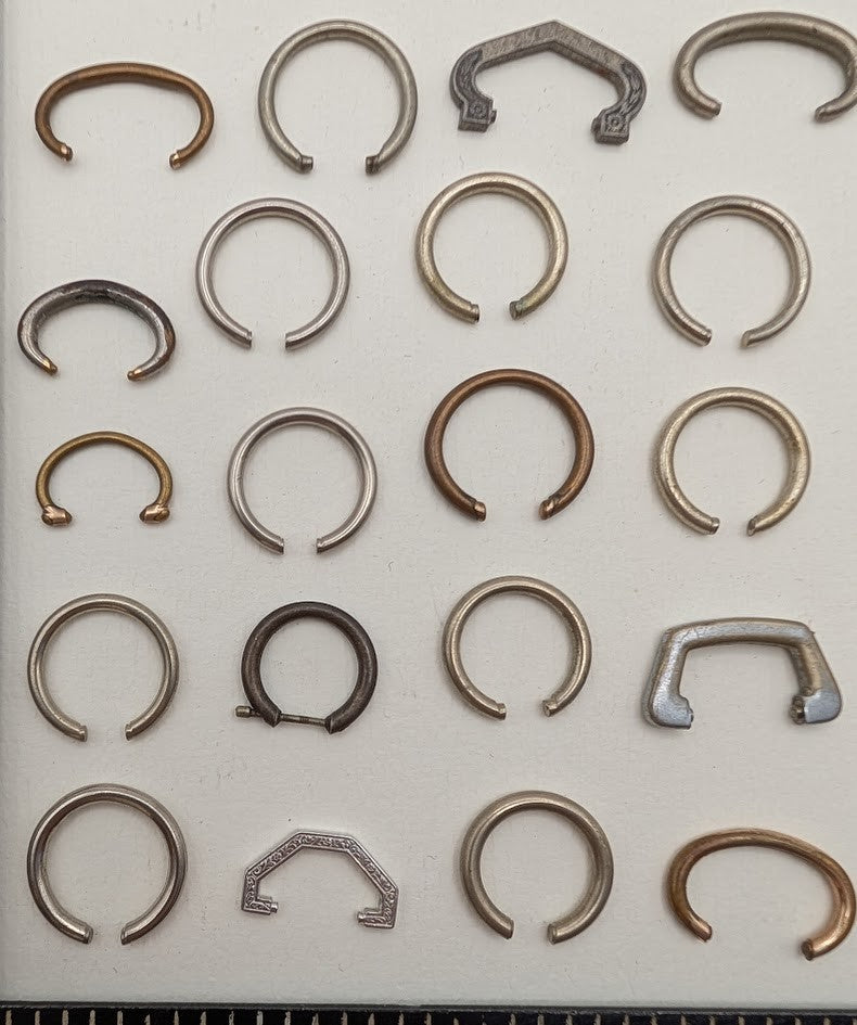 Lot of 25 Vintage Pocket Watch Bow Parts Assorted Sizes Mixed Metal Tones1